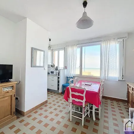 Nid Mamy: Confort, Mer, Rez-de-chaussée Apartment *